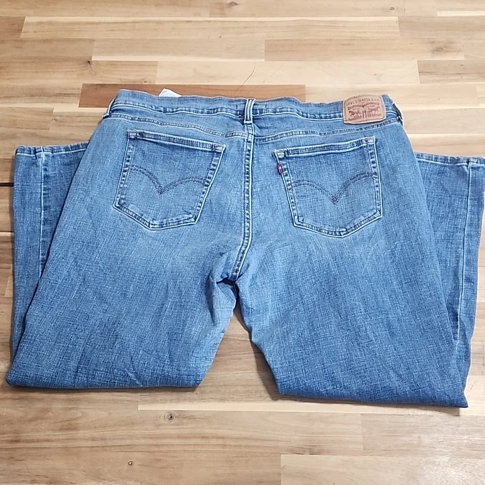 LEVIS jeans - Picture 3 of 4